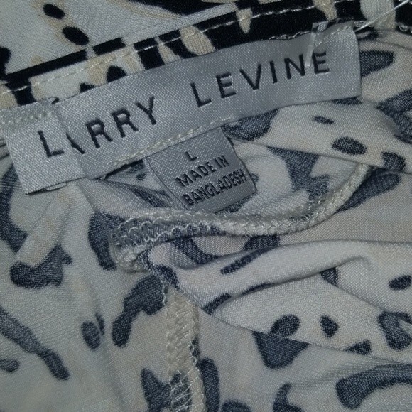 Larry Levine Cheetah print blouse size large - Picture 5 of 6